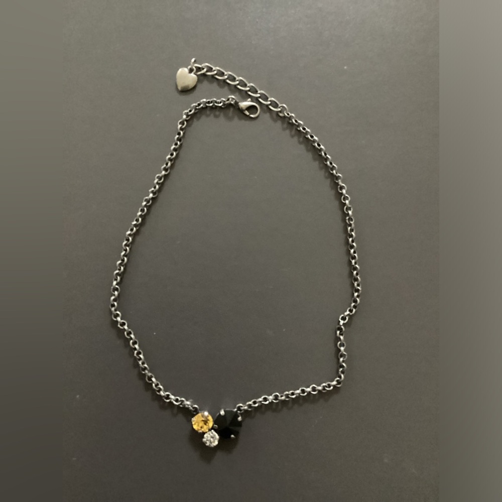 Sabika crystal necklace